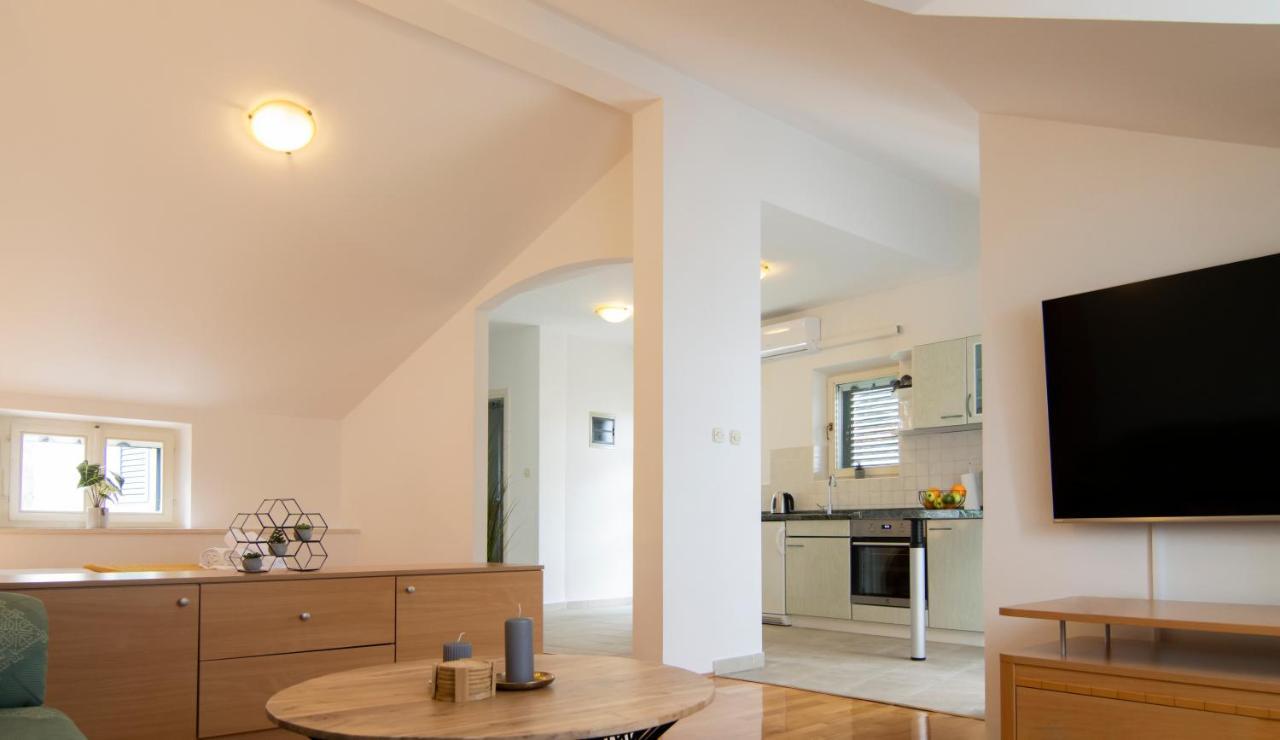 Mozart Apartments Baška Voda Εξωτερικό φωτογραφία