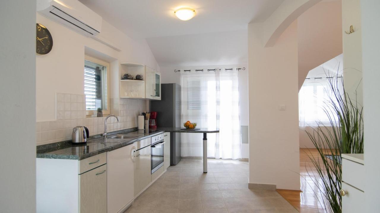 Mozart Apartments Baška Voda Εξωτερικό φωτογραφία